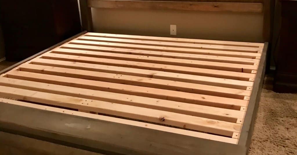 DIY King Size Farmhouse Bed - Sunshine And Rainy Days