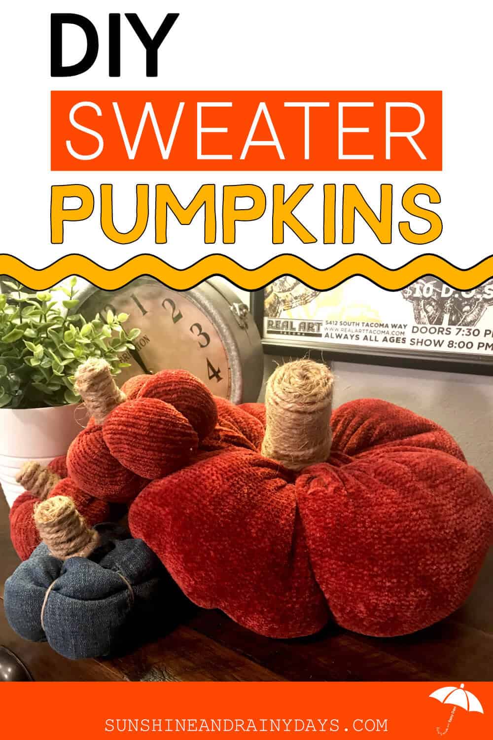Sweater Pumpkins made from an old sweater