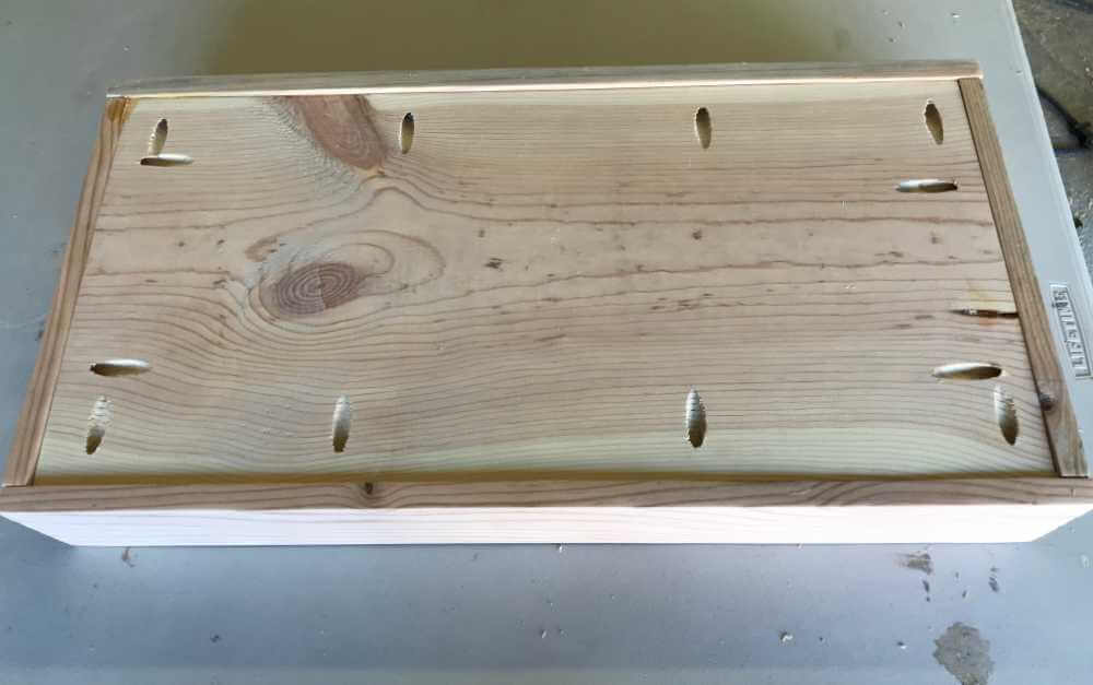 Building a wood tray.