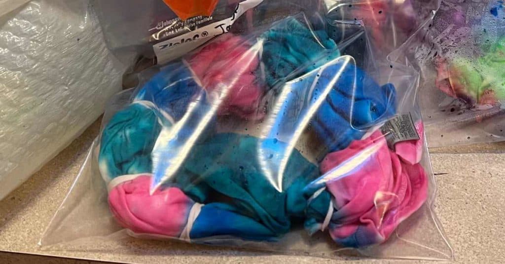 Bullseye tie dye soaking in a Ziploc bag.