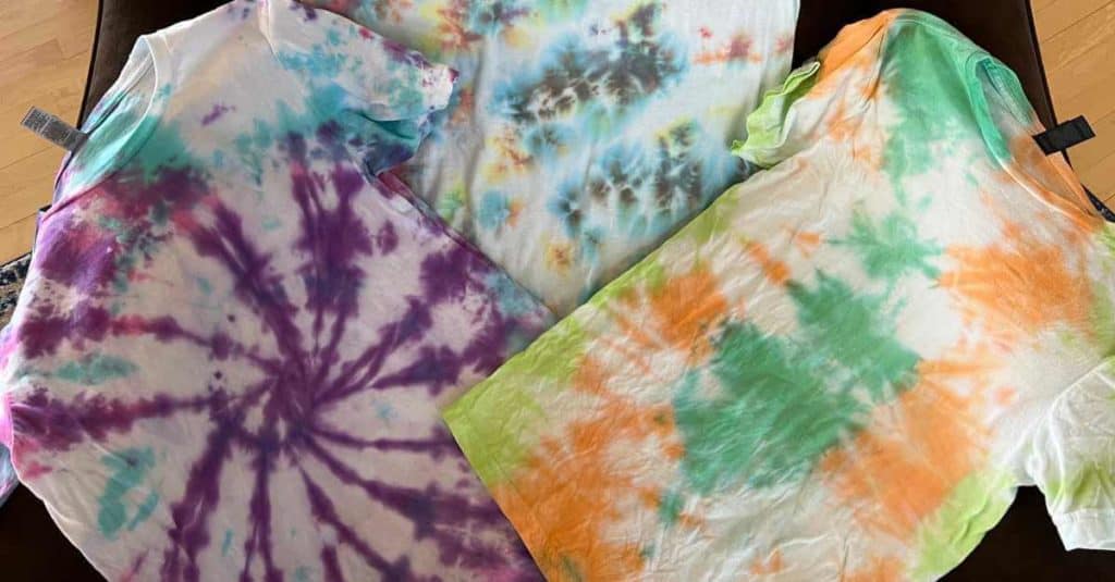 How to host tie-dye party supplies needed  Tie dye birthday party, Tie dye  party, Tie dye birthday