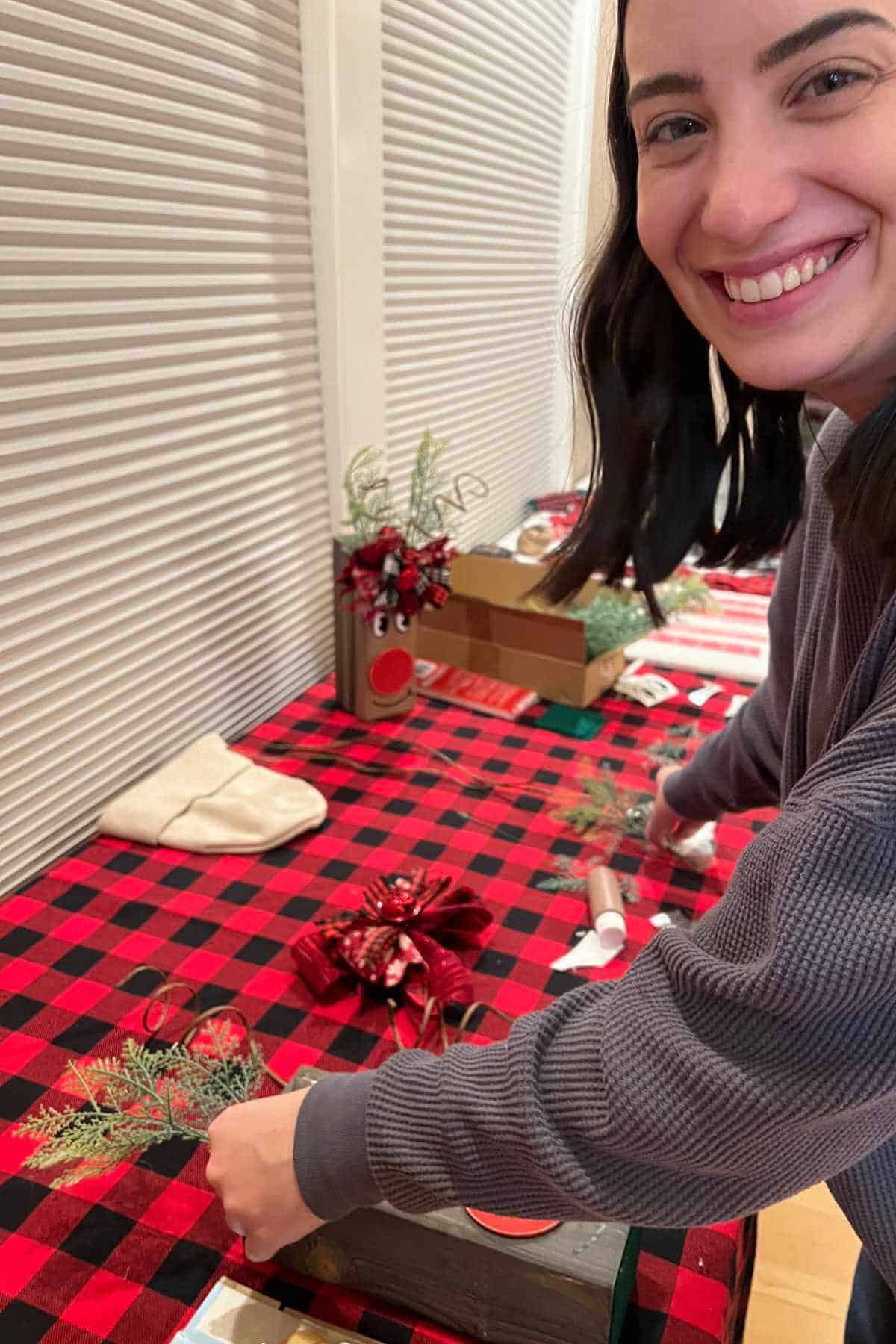 My niece making a 4X4 reindeer.